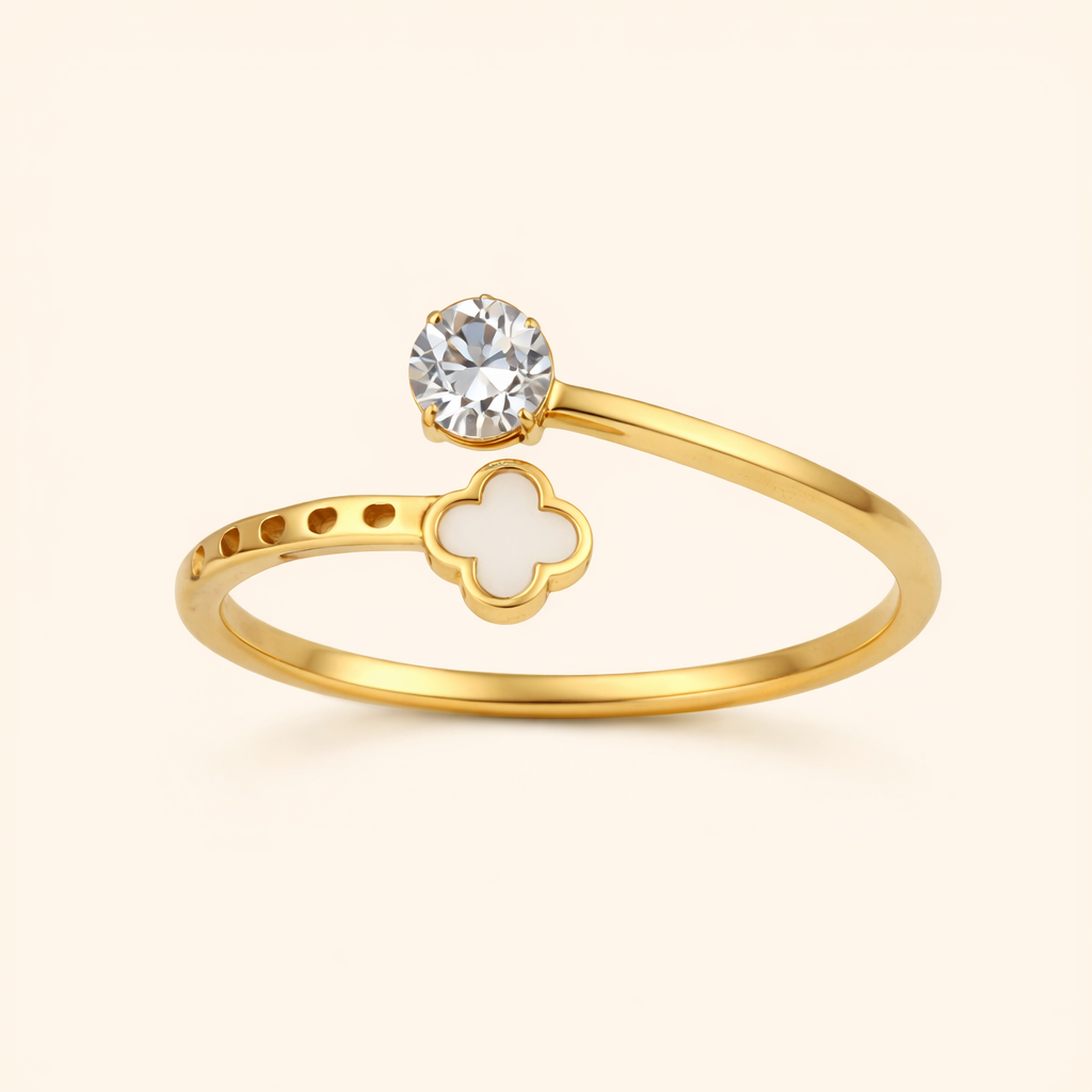 Clover Crystal Gold Ring