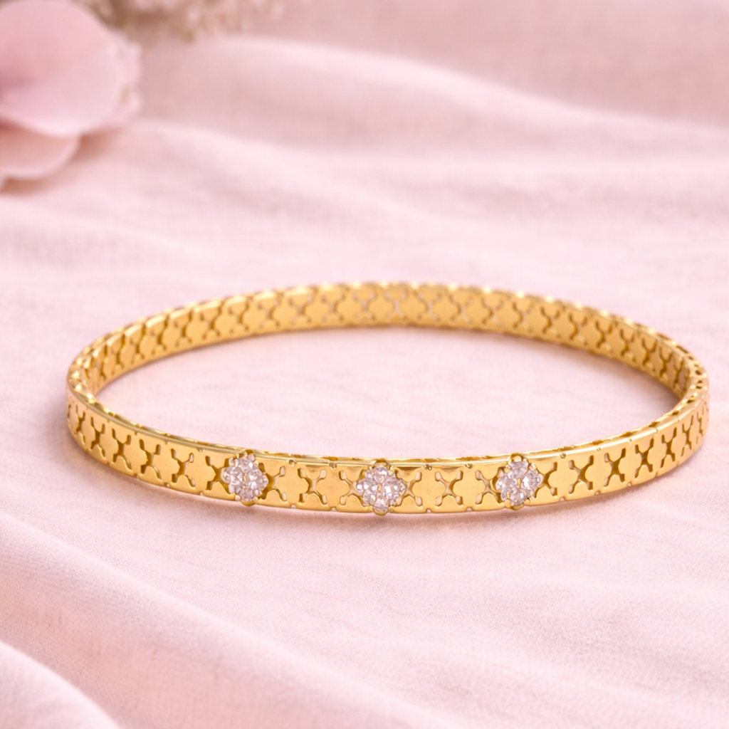 Cutwork Gold Bangle