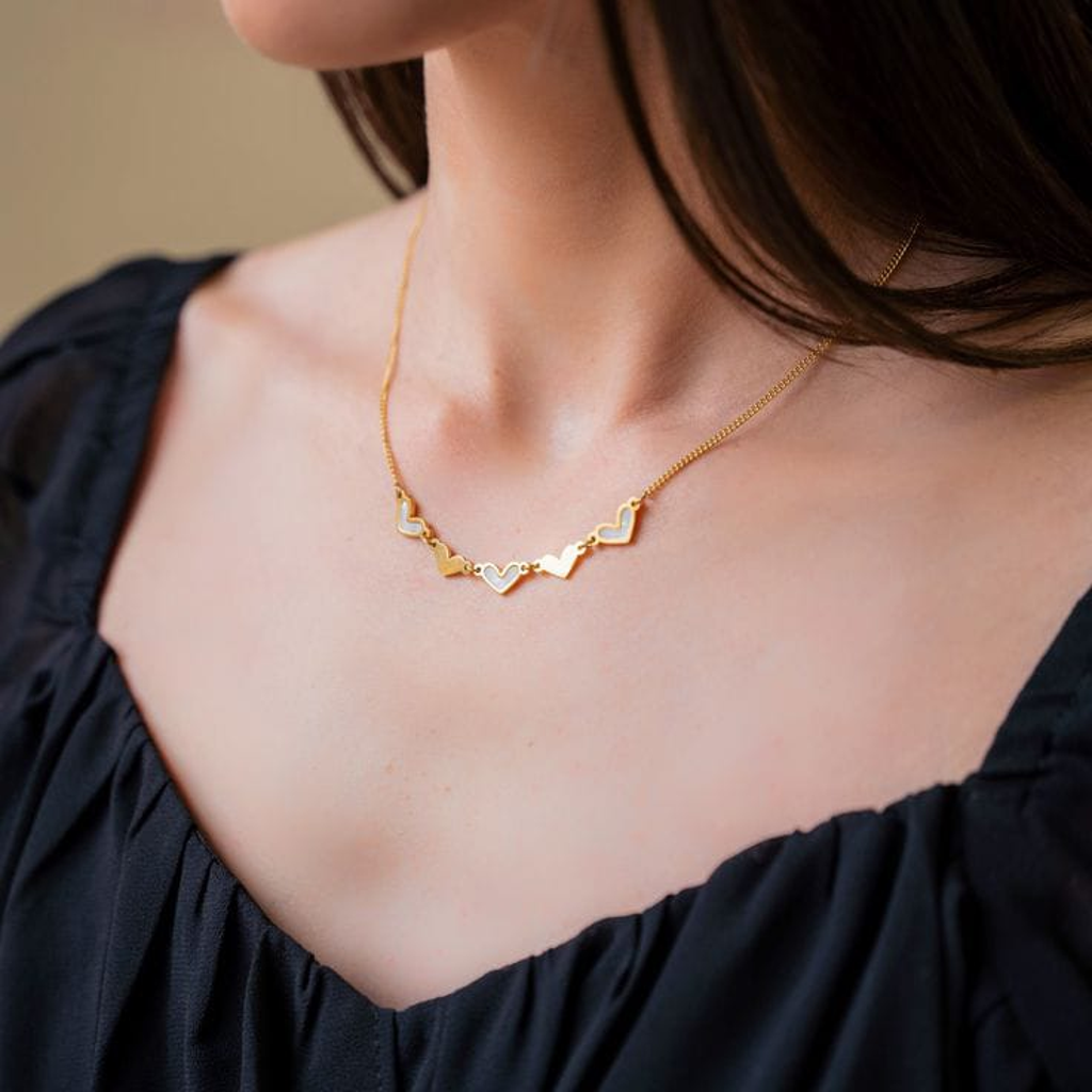 Gold Heart Link Necklace
